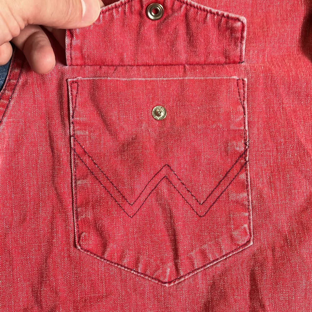 Wrangler - Picture 6 of 13
